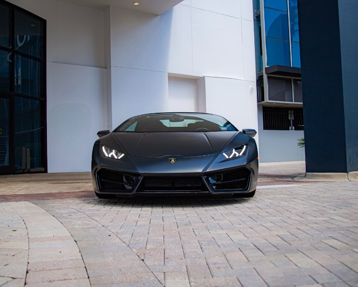 Used 2019 Lamborghini Huracan Spyder for sale $1,199 at VIP Exotics in Tampa FL